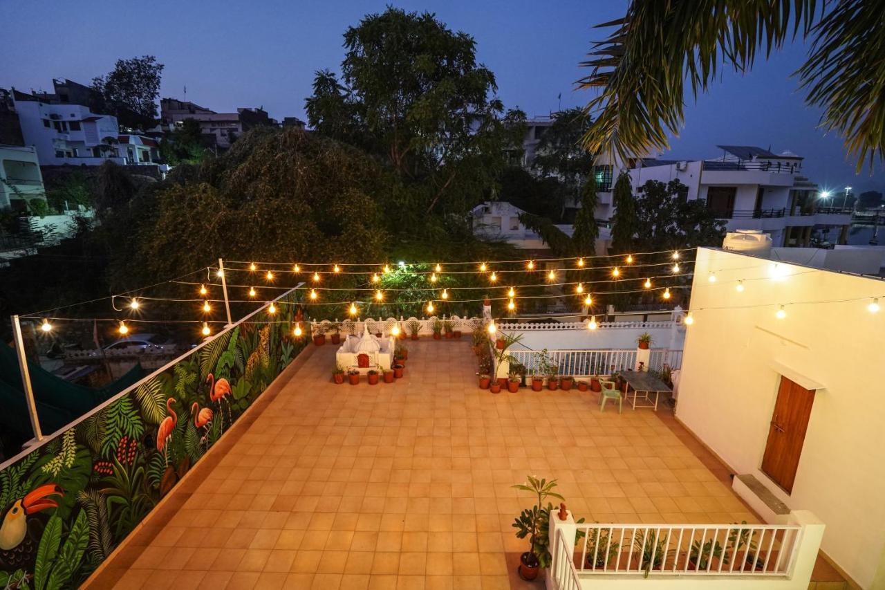 Natural Lake View Hotel Ουνταϊπούρ Εξωτερικό φωτογραφία