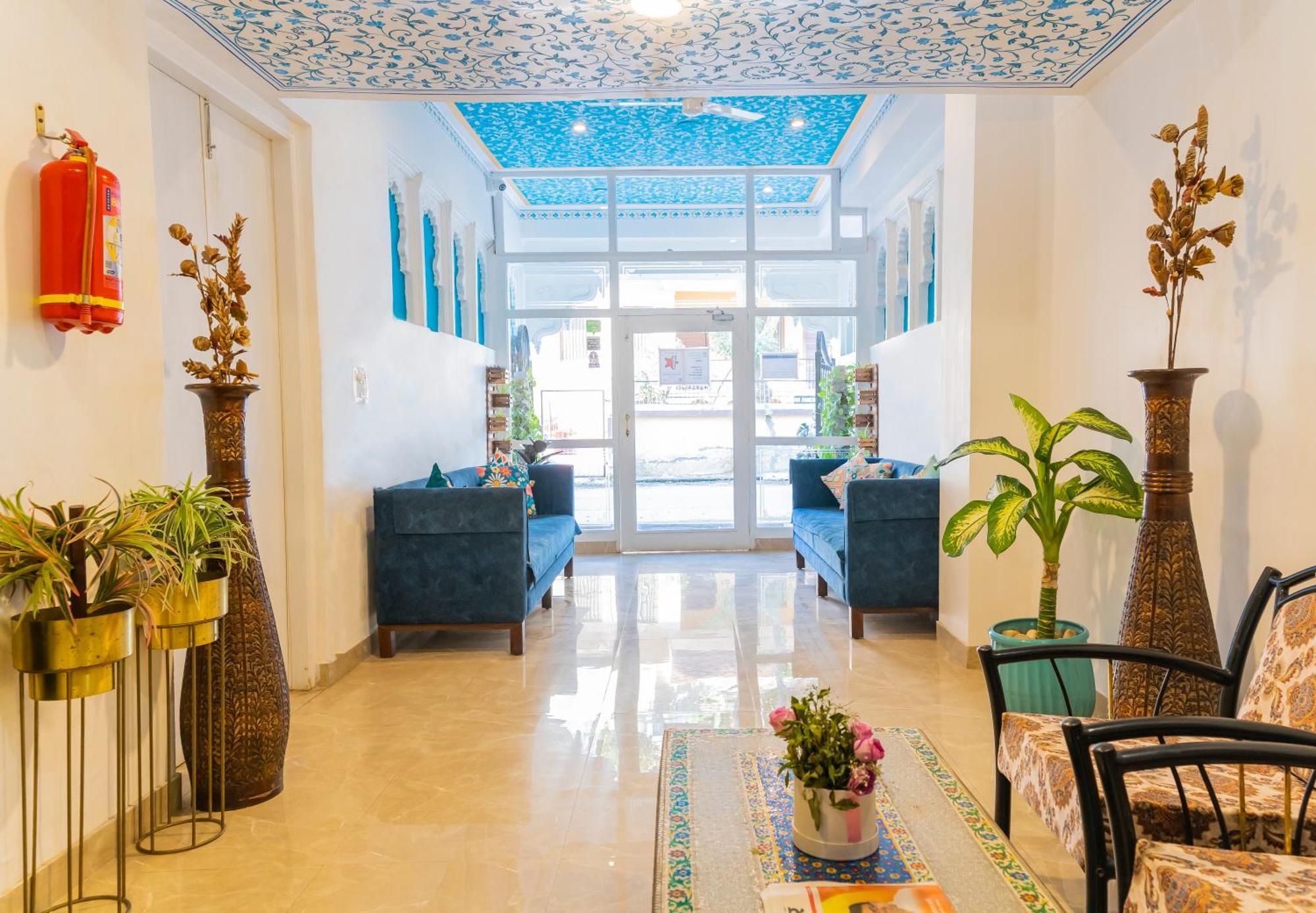 Natural Lake View Hotel Ουνταϊπούρ Εξωτερικό φωτογραφία
